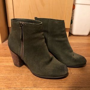 Heeled booties